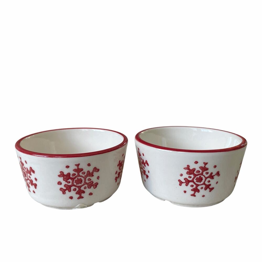 2pc CMG Portugal Snowflake Stoneware Bowls 4in Red White Christmas Holiday